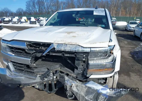 2016 Chevrolet Silverado 1500 1Lt z USA, uszkodzony, nr VIN 1GCVKREC7GZ324785
